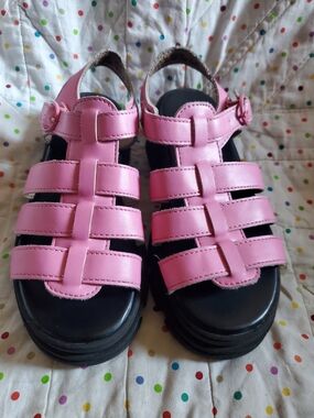 Old Navy Girls Sandal Size 13.